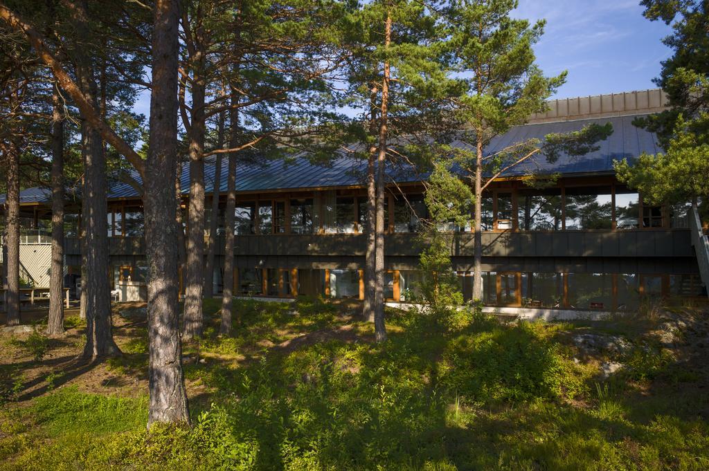 Djuroenaeset Hotell & Konferens Djurhamn Kültér fotó