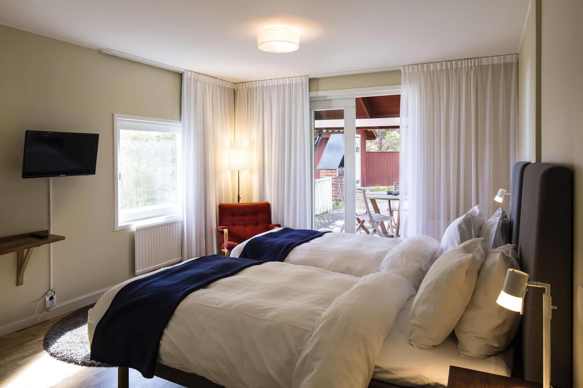Djuroenaeset Hotell & Konferens Djurhamn Kültér fotó