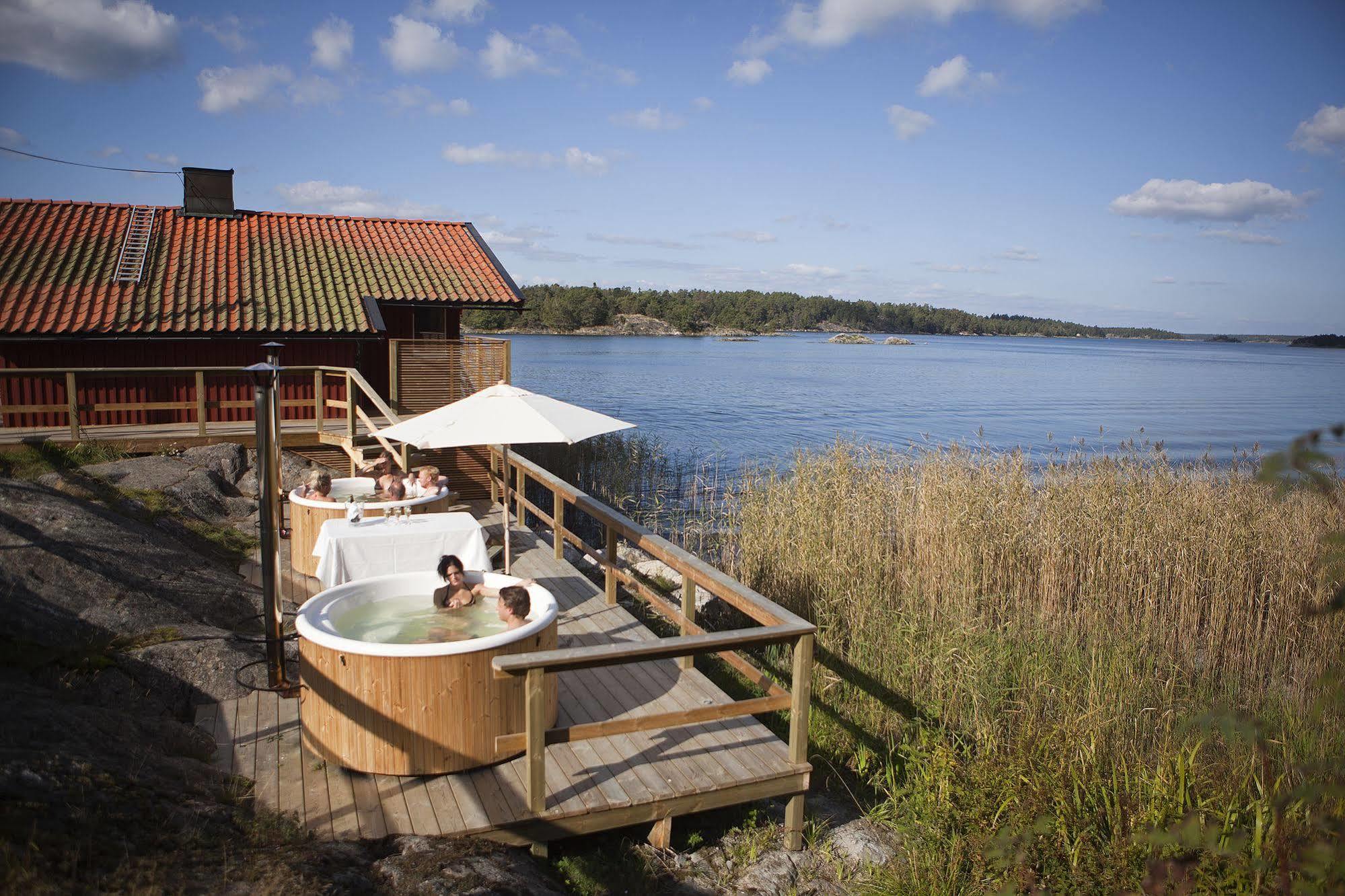 Djuroenaeset Hotell & Konferens Djurhamn Kültér fotó