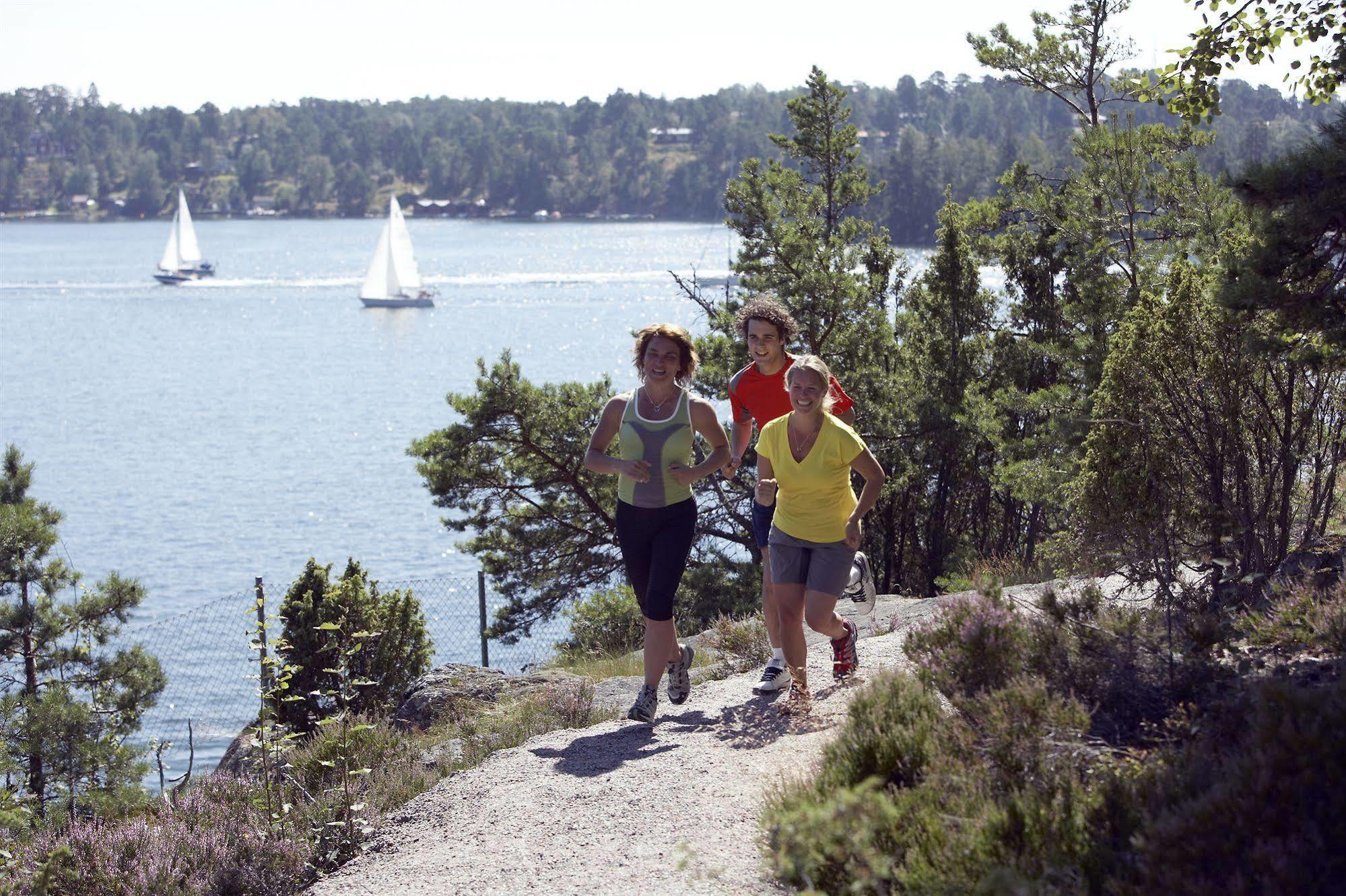 Djuroenaeset Hotell & Konferens Djurhamn Kültér fotó